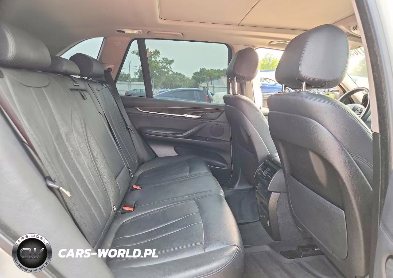 2015 BMW X5 xDrive35I VIN:5UXKR0C52F0K66715 - 11