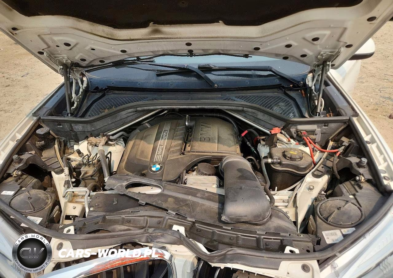 2015 BMW X5 xDrive35I VIN:5UXKR0C52F0K66715 - 12