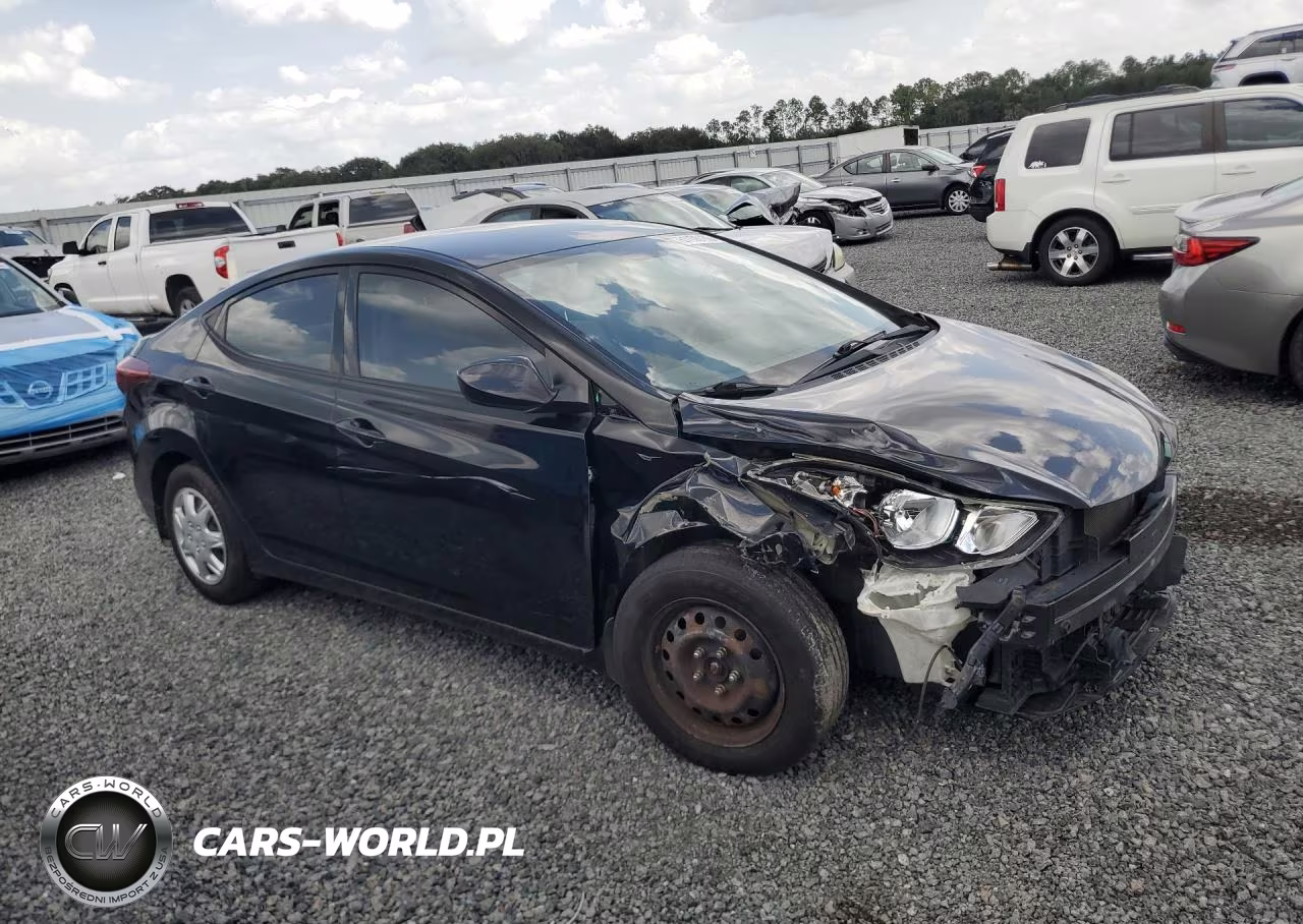 2016 Hyundai Elantra Gl VIN:KMHDH4AE5GU529986 - 4