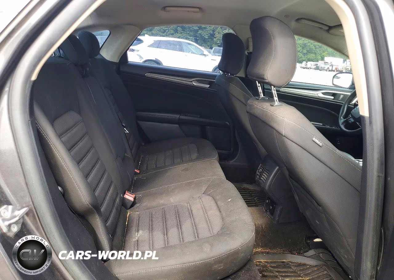 2018 Ford Fusion Se Hybrid VIN:3FA6P0LU4JR186007 - 10