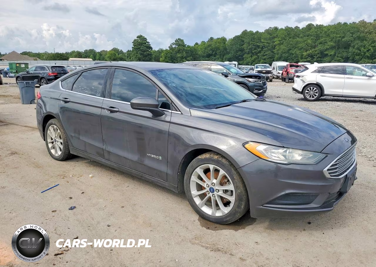 2018 Ford Fusion Se Hybrid VIN:3FA6P0LU4JR186007 - 4