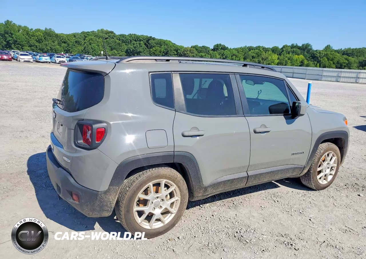 2020 Jeep Renegade Latitude VIN:ZACNJABB0LPL66964 - 3