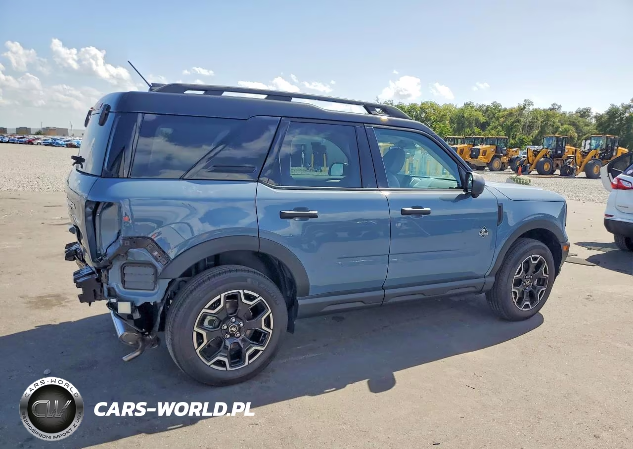2026 Ford Bronco Sport Outer Banks VIN:3FMCR9CN3TRE23864 - 3