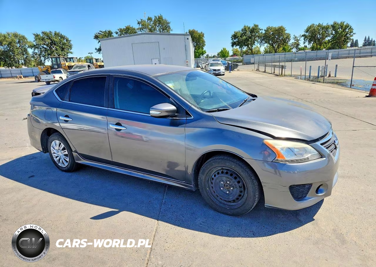 2015 Nissan Sentra Sr VIN:3N1AB7APXFY230973 - 4