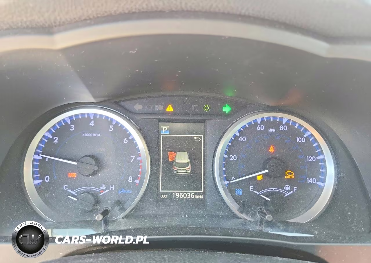2019 Toyota Highlander Le VIN:5TDZZRFH0KS296281 - 9