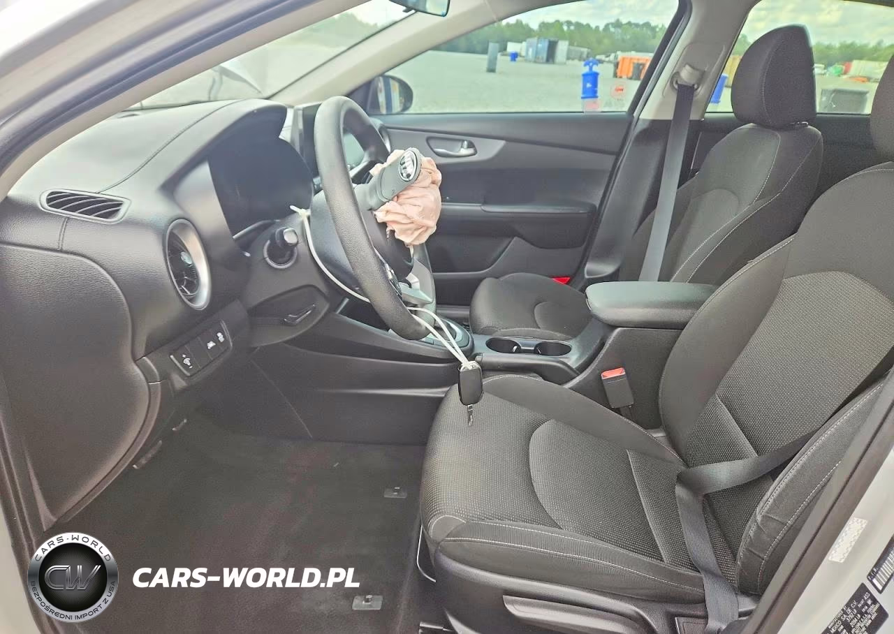 2021 Kia Forte Lxs VIN:3KPF24AD5ME399076 - 7