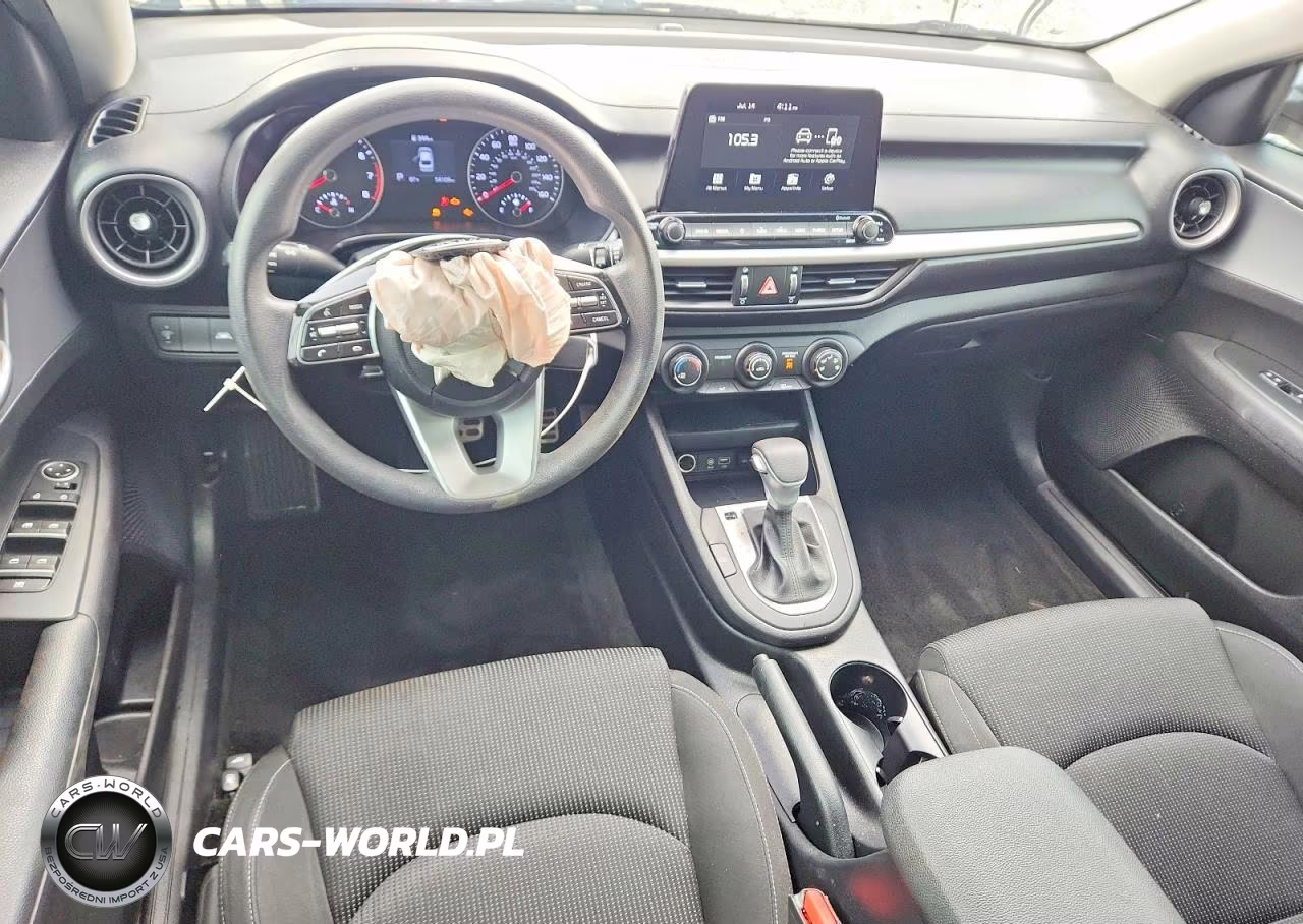2021 Kia Forte Lxs VIN:3KPF24AD5ME399076 - 8