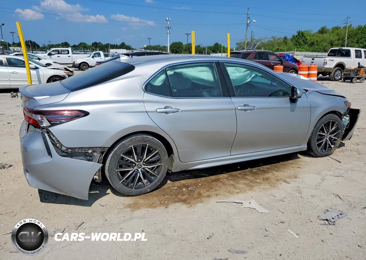 2021 Toyota Camry Se VIN:4T1G11AK8MU470398 - 3