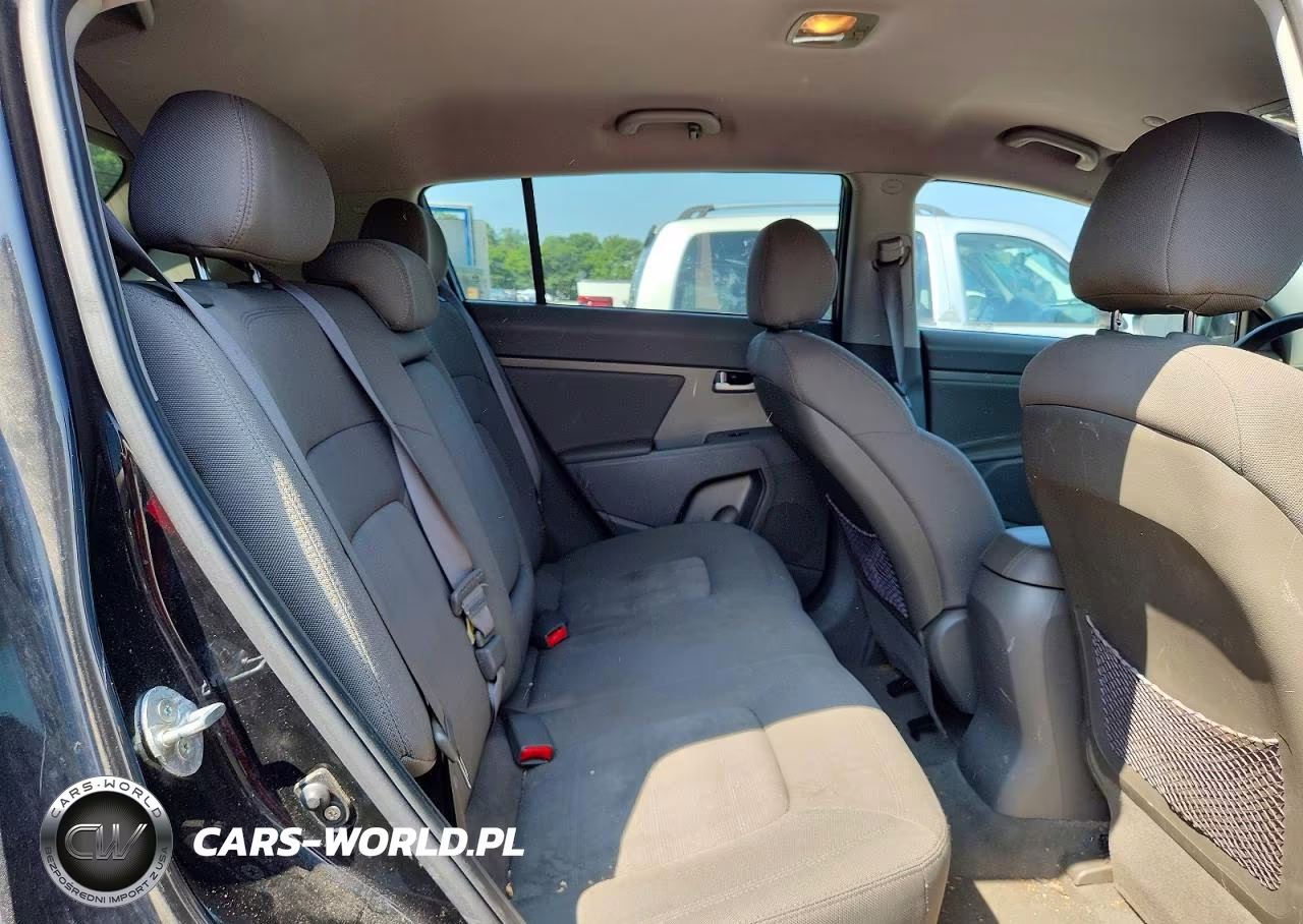 2011 Kia Sportage Lx VIN:KNDPBCA27B7101783 - 11