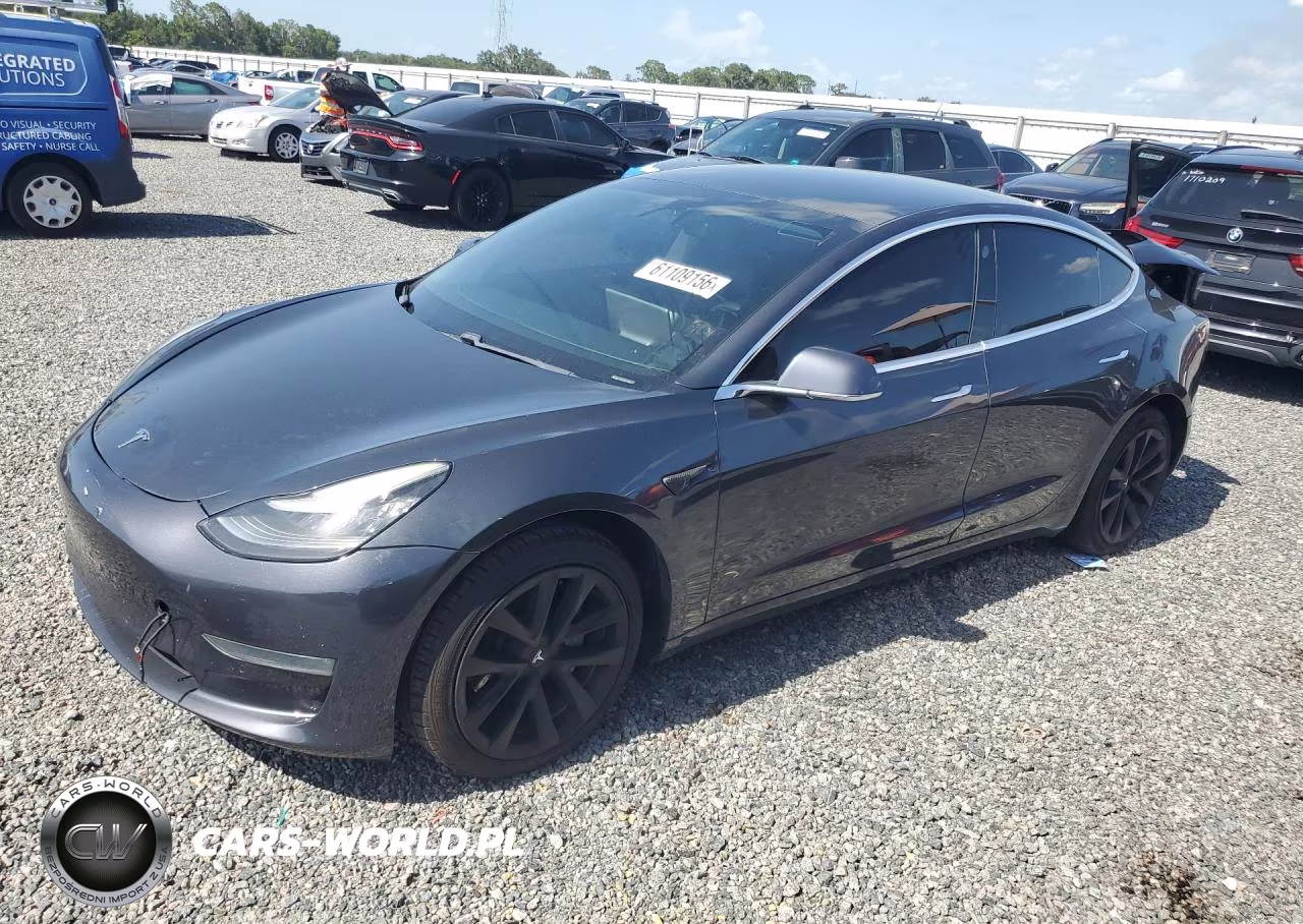 2019 Tesla Model 3 – zdjęcie 1 z 12