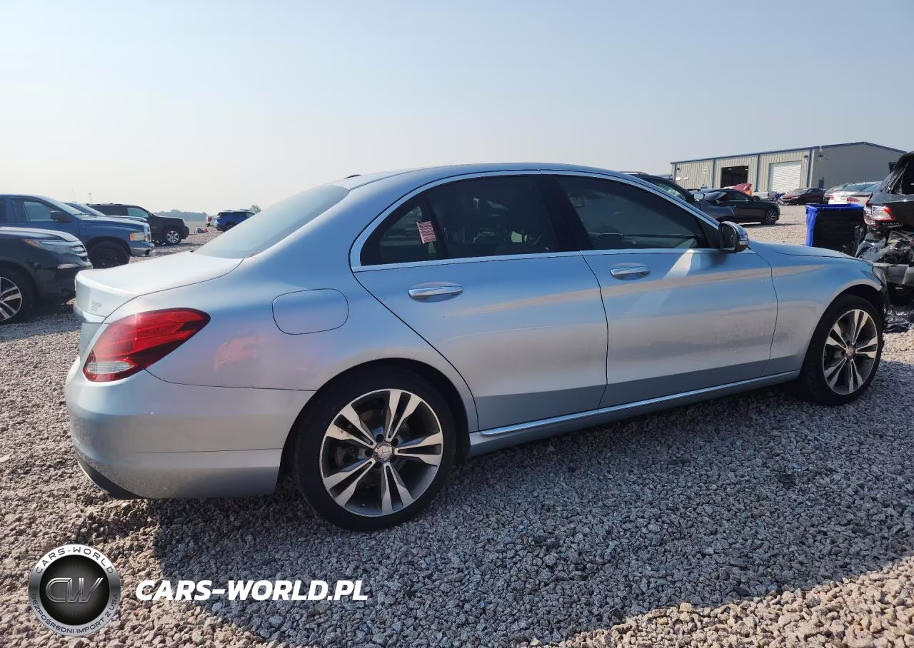 2016 Mercedes-Benz C 300 VIN:55SWF4JB7GU146180 - 3
