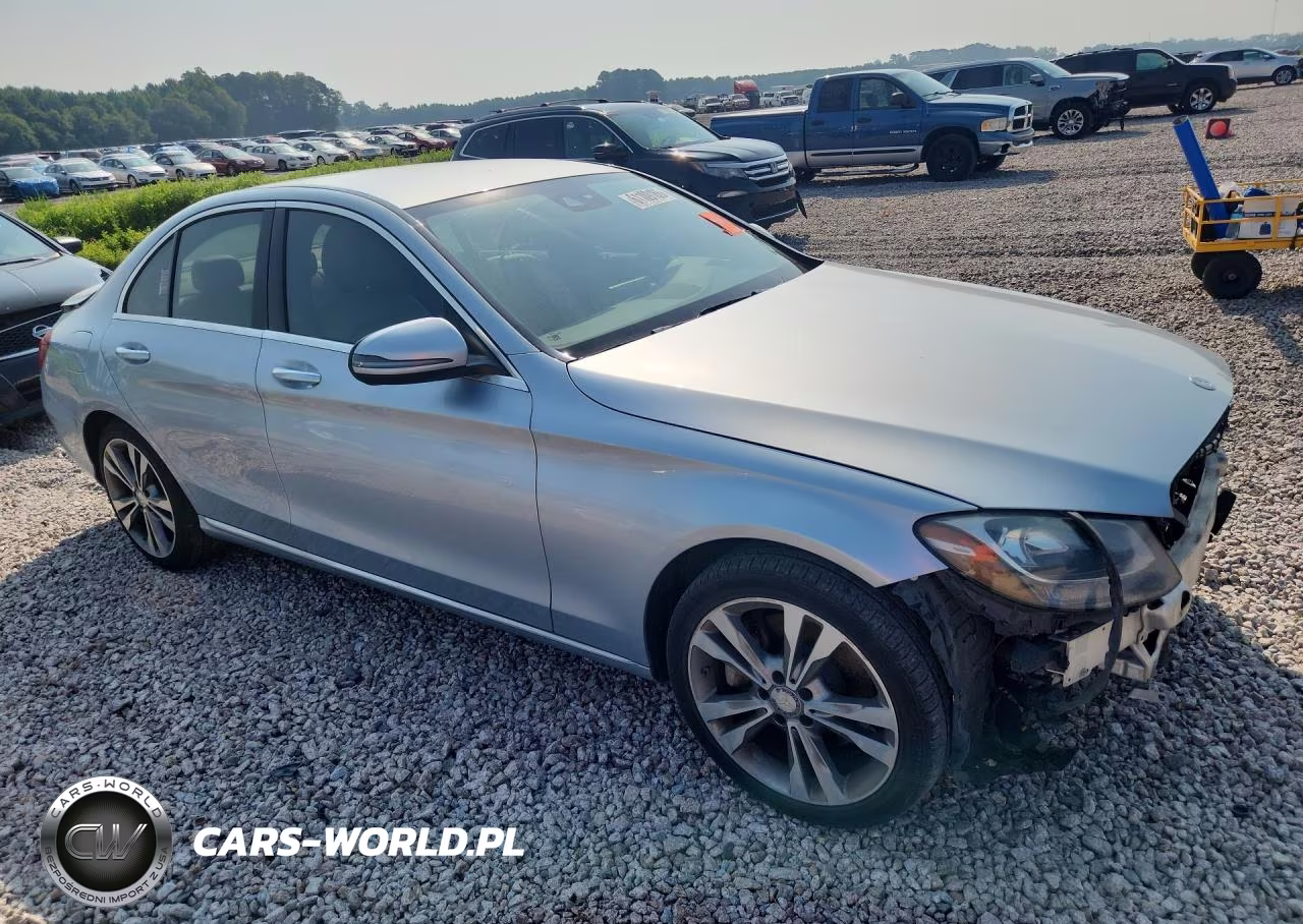 2016 Mercedes-Benz C 300 VIN:55SWF4JB7GU146180 - 4