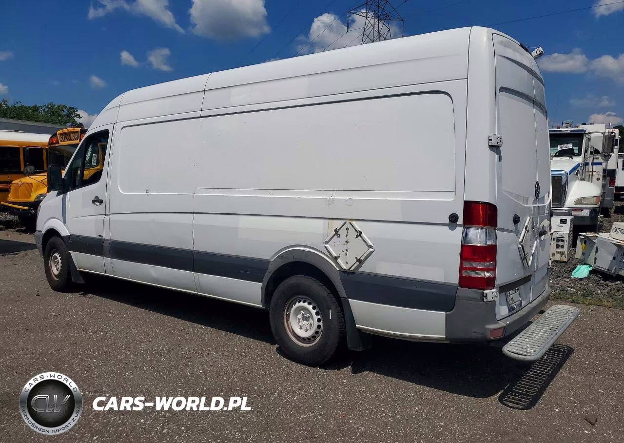 2012 Mercedes-Benz Sprinter 2500 VIN:WD3PE8CB1C5697434 - 2