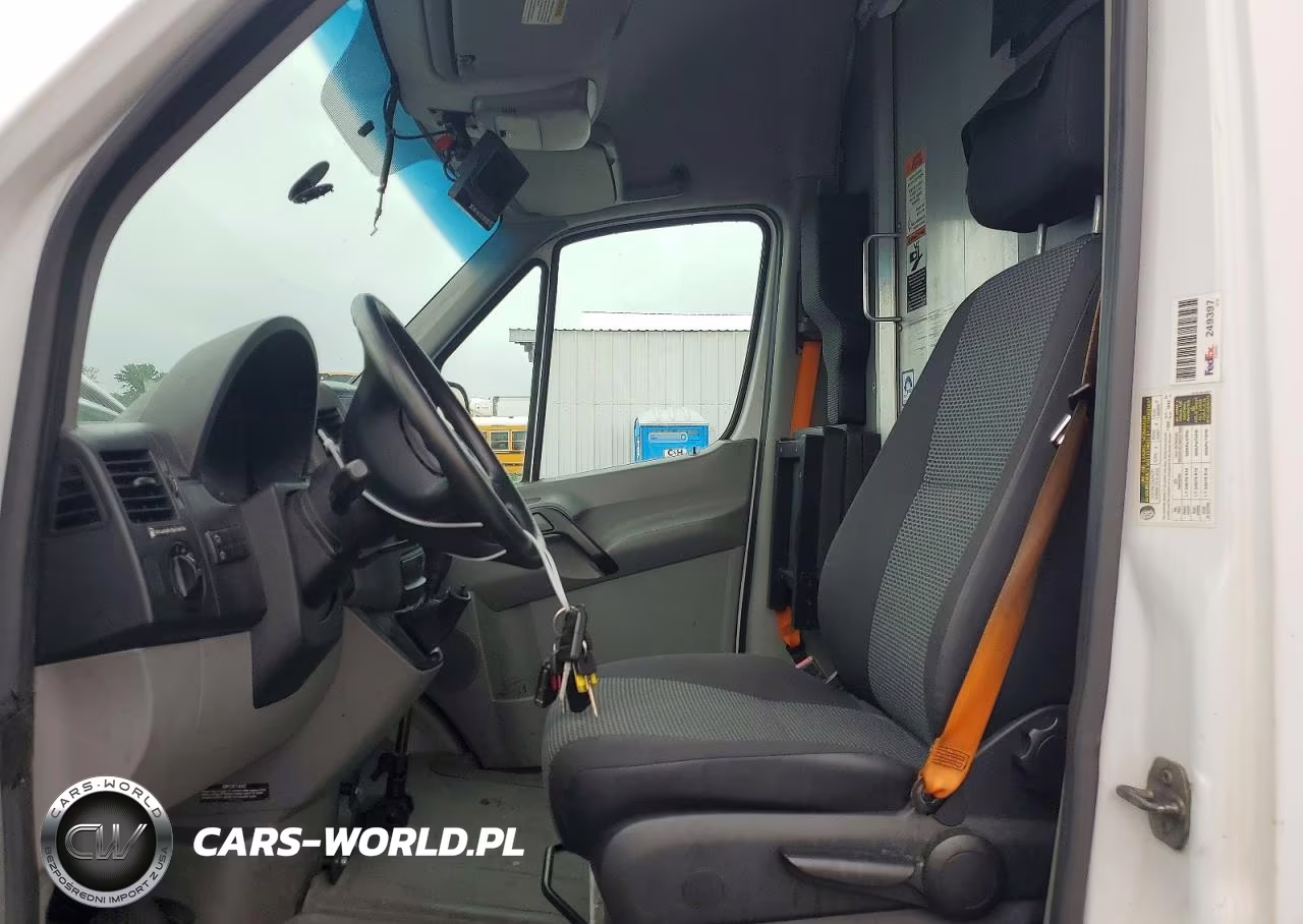 2012 Mercedes-Benz Sprinter 2500 VIN:WD3PE8CB1C5697434 - 7