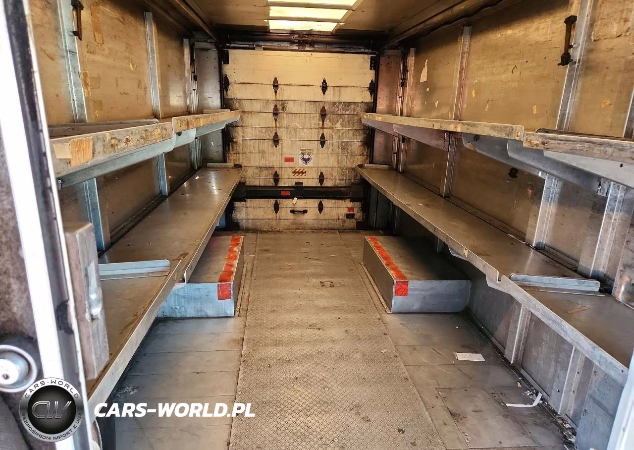 1998 Freightliner Chassis M Line Walk-In Van VIN:4UZA4FF40WC932868 - 11