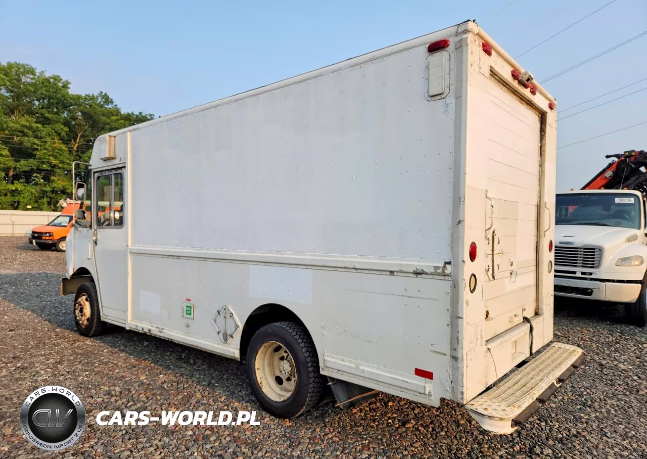 1998 Freightliner Chassis M Line Walk-In Van VIN:4UZA4FF40WC932868 - 2