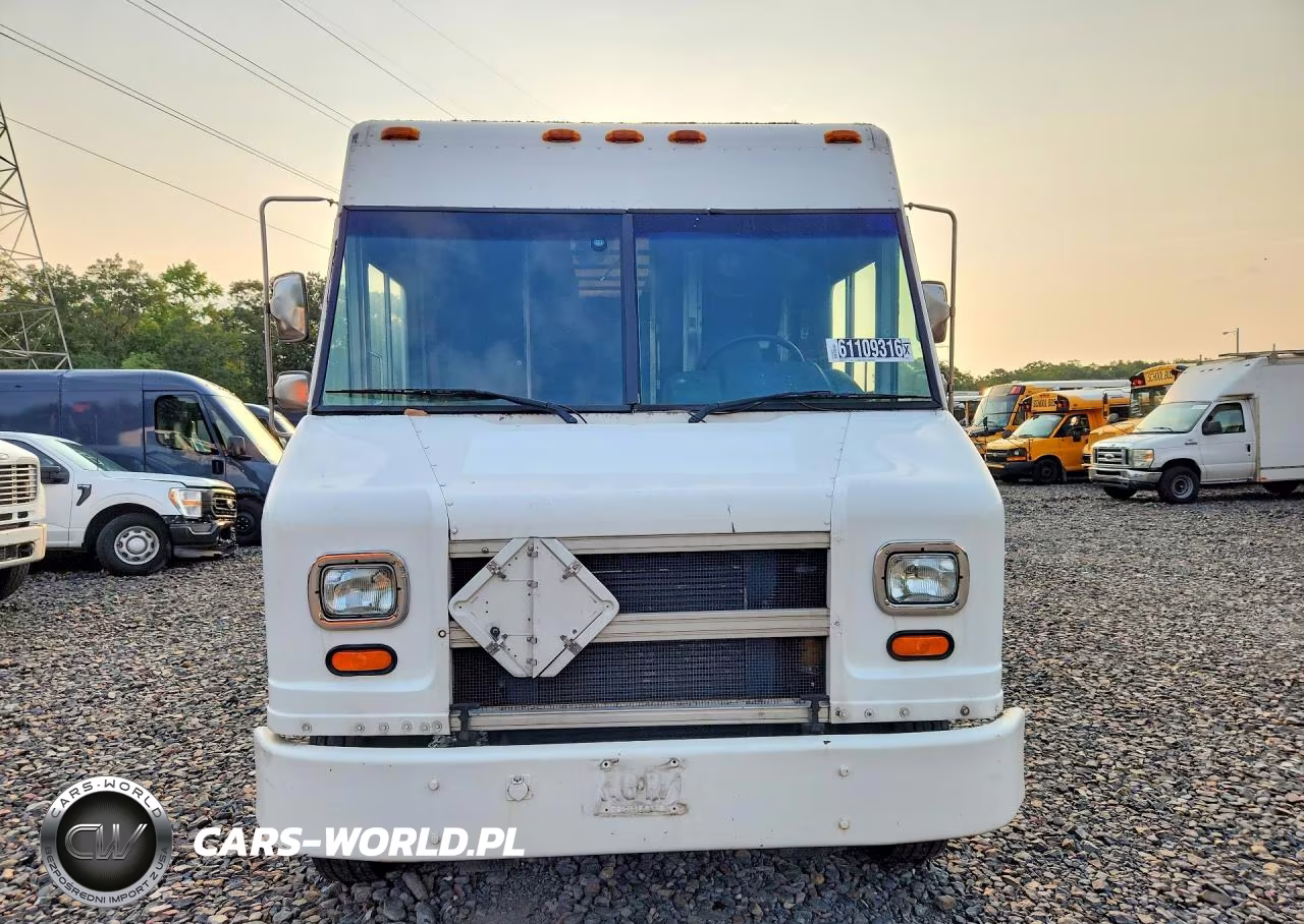 1998 Freightliner Chassis M Line Walk-In Van VIN:4UZA4FF40WC932868 - 5