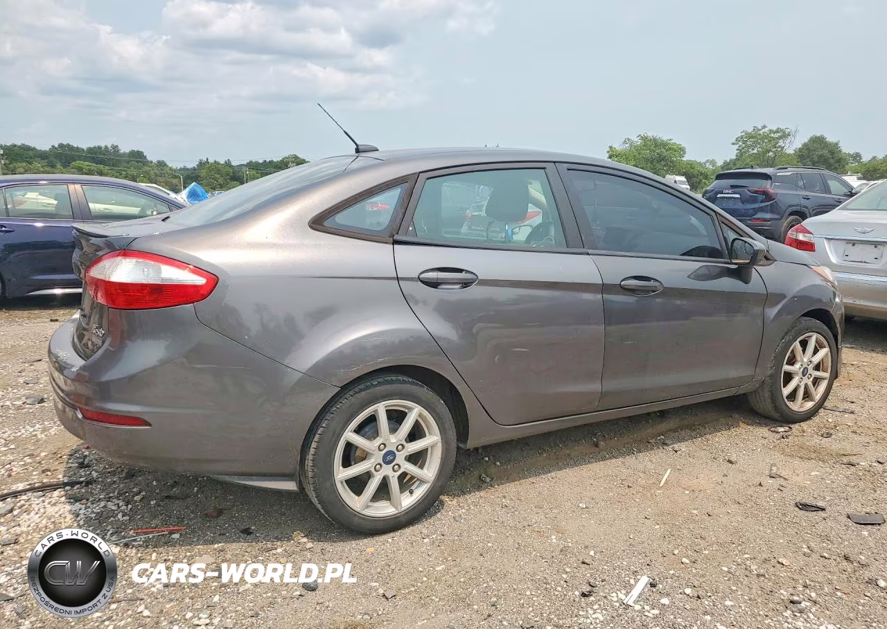 2019 Ford Fiesta Se VIN:3FADP4BJ5KM137645 - 3