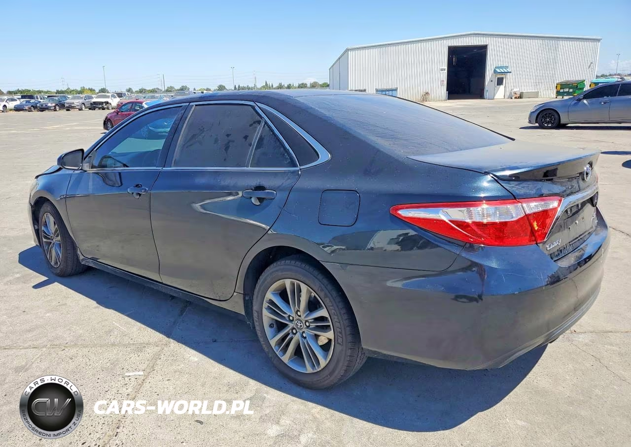 TOYOTA CAMRY LE VIN:4T1BF1FK5HU323126 - 2