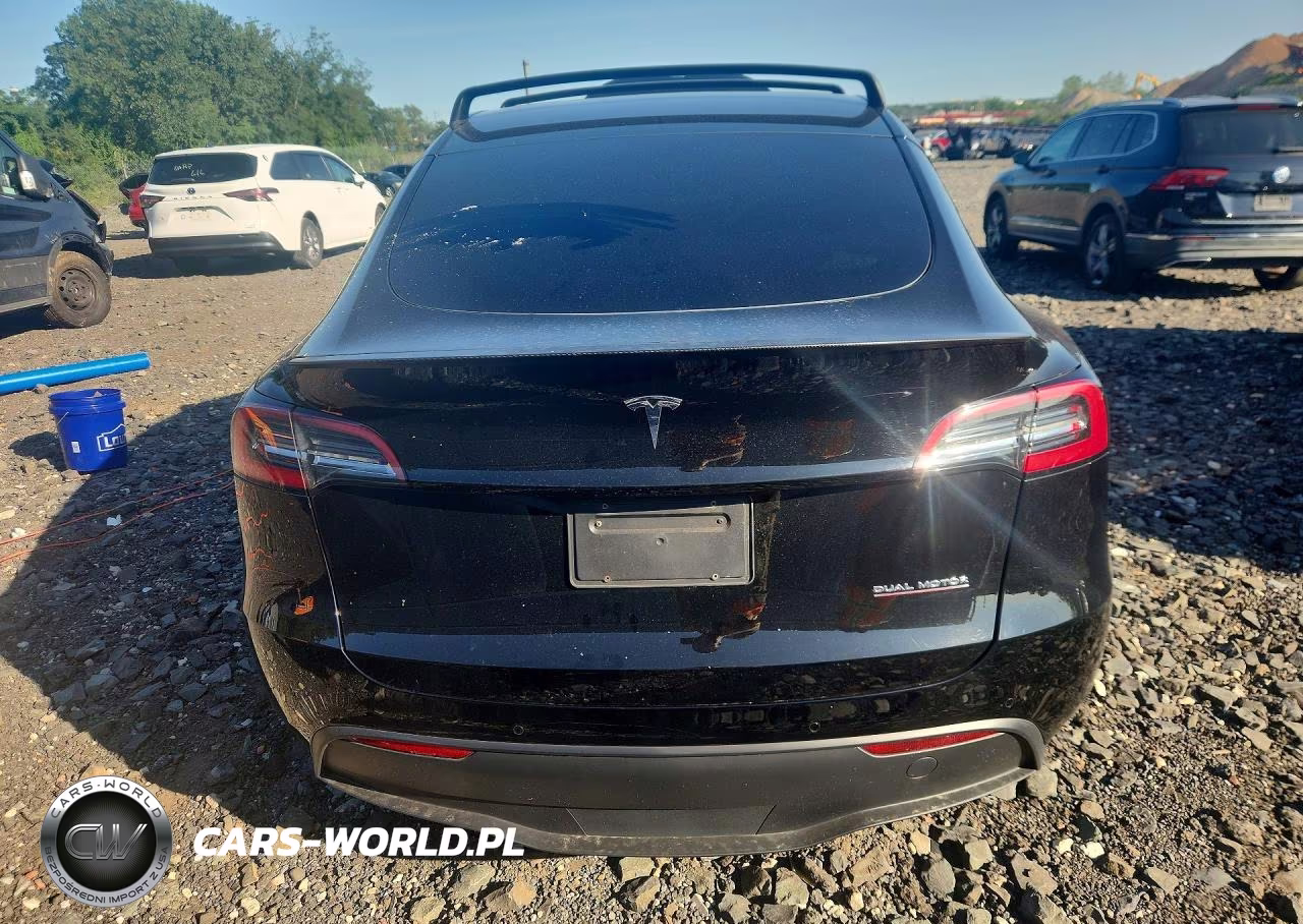 2021 Tesla Model Y VIN:5YJYGDEF2MF121638 - 6