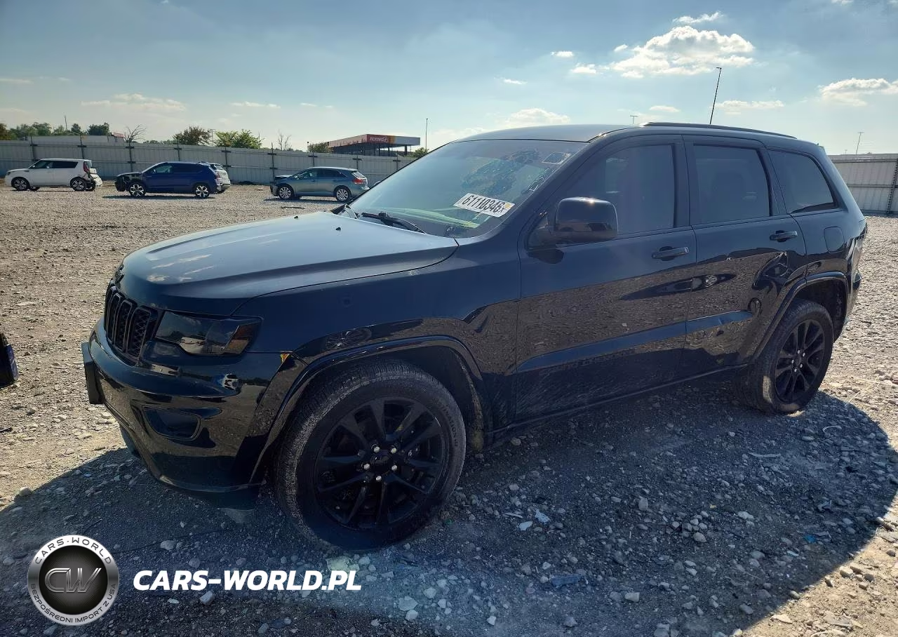 2018 Jeep Grand Cherokee Laredo – zdjęcie 1 z 12