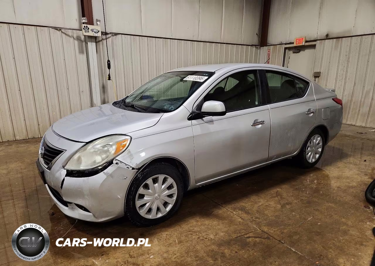 2013 Nissan Versa S