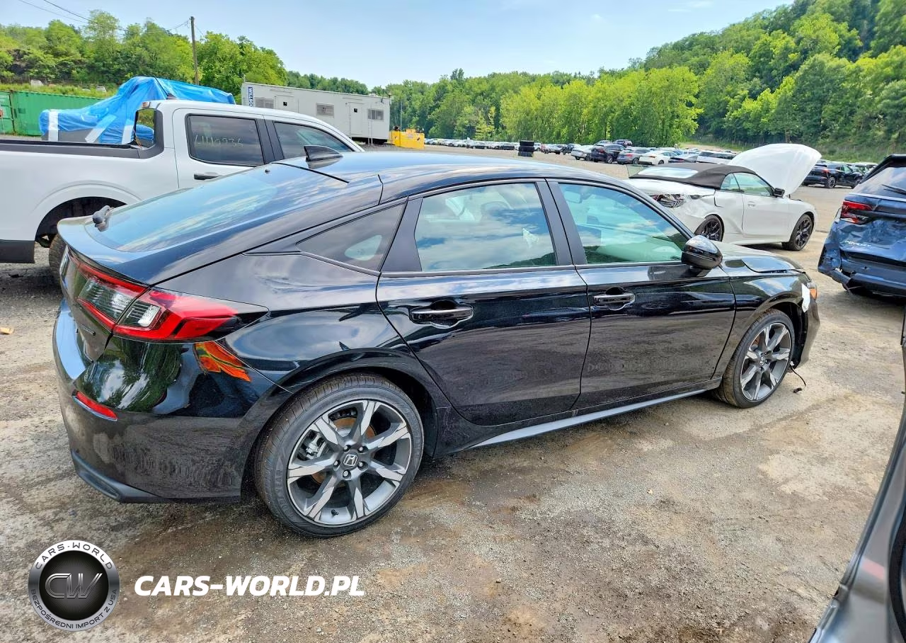 2026 Honda Civic Sport Touring VIN:19XFL4H92TE010102 - 3