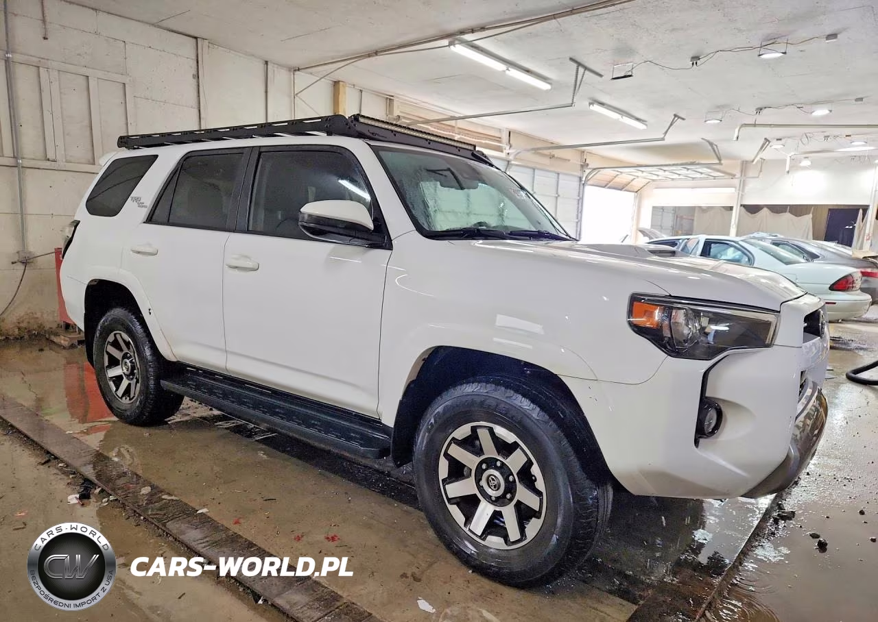 2020 Toyota 4Runner Trd Off-Road VIN:JTEBU5JR6L5805298 - 4
