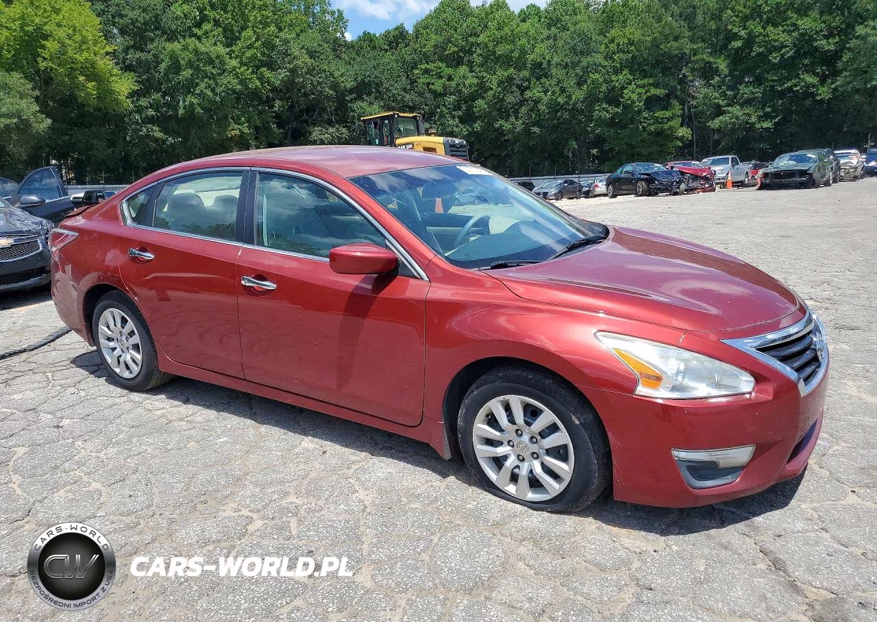 2015 Nissan Altima 2.5 S VIN:1N4AL3APXFC267751 - 4