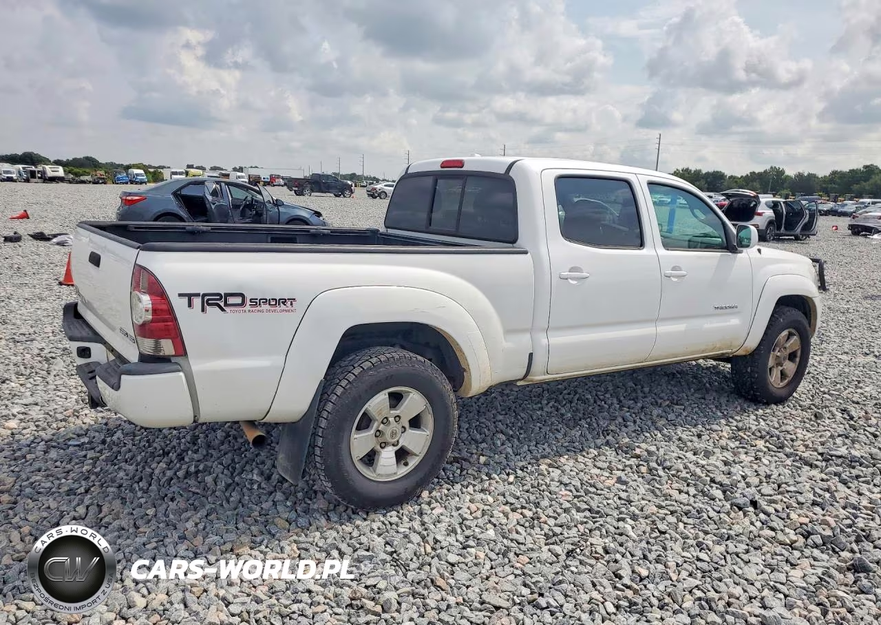 2010 Toyota Tacoma Double Cab Long Bed VIN:5TEMU4FN0AZ712235 - 3