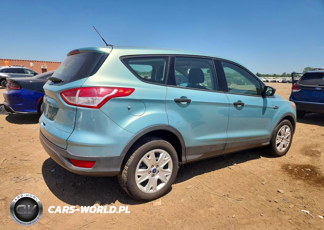 2013 Ford Escape S VIN:1FMCU0F74DUA99020 - 3