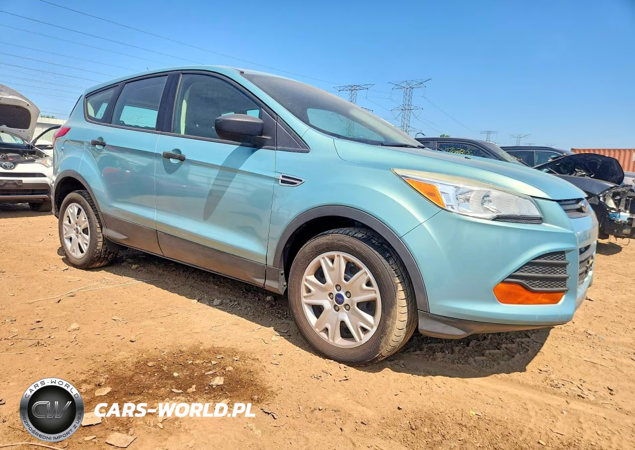 2013 Ford Escape S VIN:1FMCU0F74DUA99020 - 4