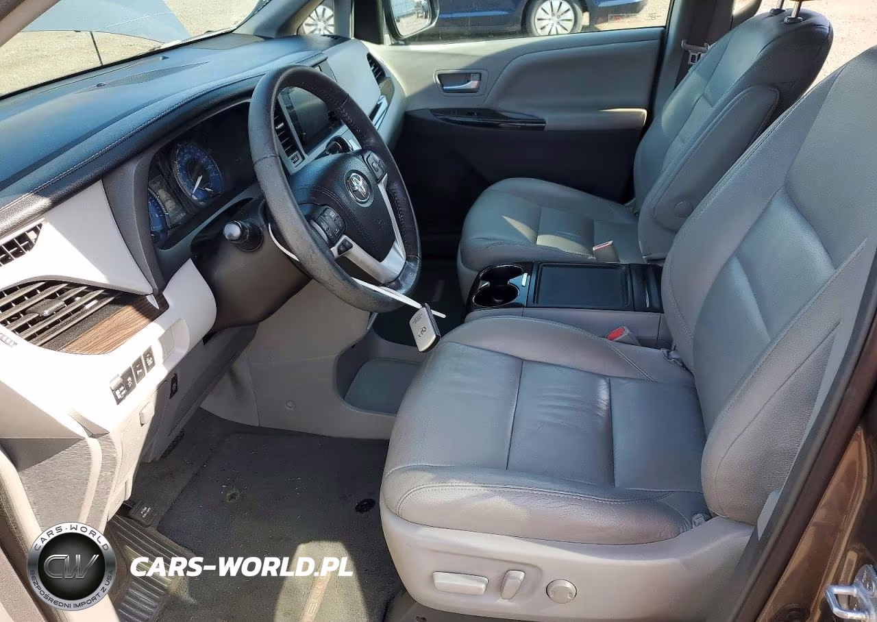 2017 Toyota Sienna Xle 8-Passenger VIN:5TDYZ3DC5HS813678 - 7