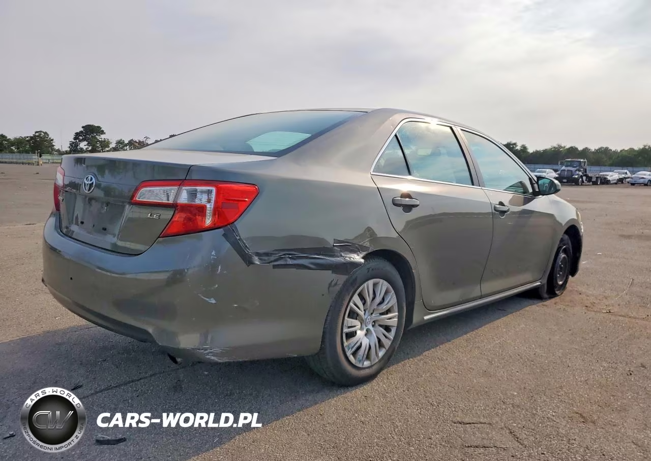 2014 Toyota Camry Le VIN:4T1BF1FK1EU768152 - 3