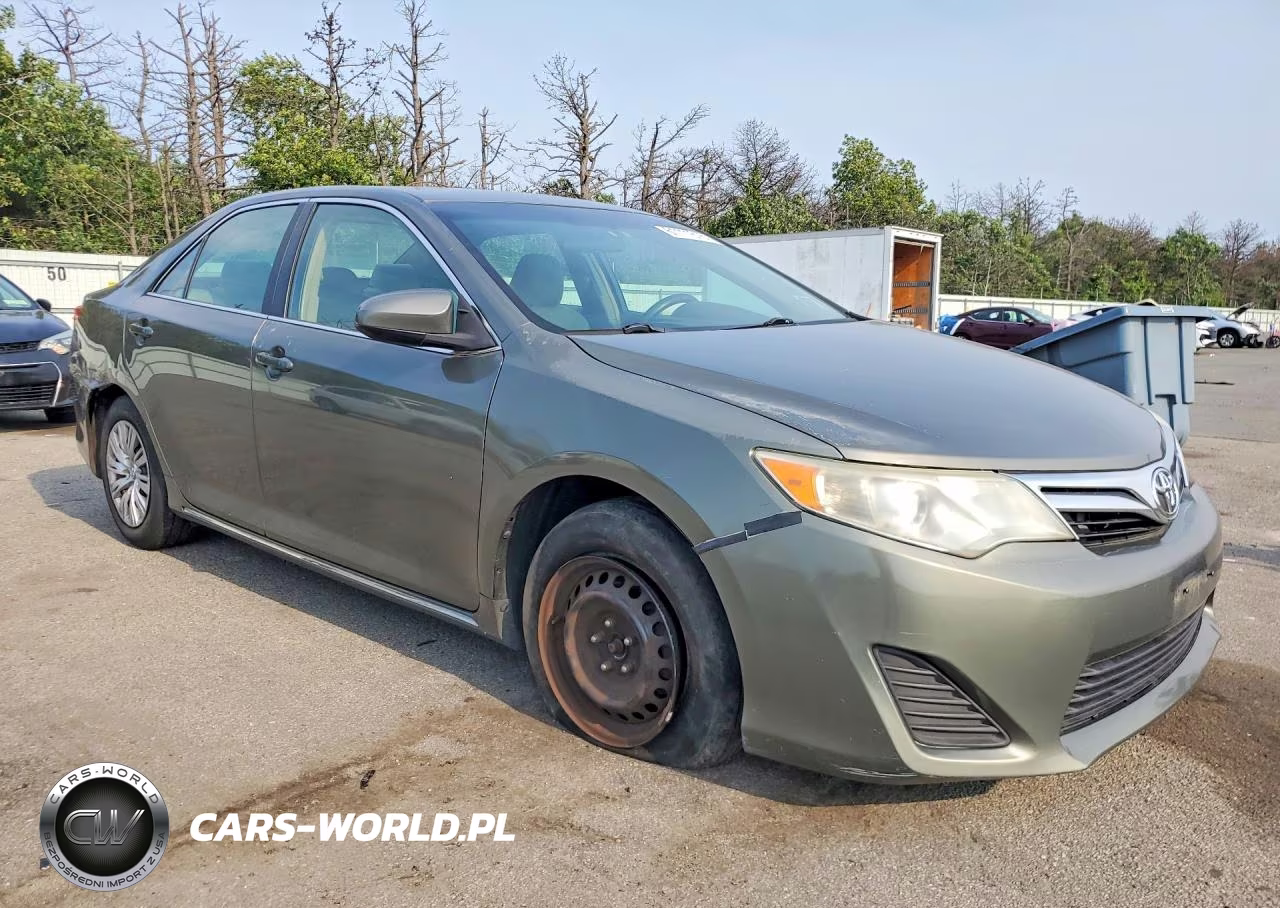 2014 Toyota Camry Le VIN:4T1BF1FK1EU768152 - 4
