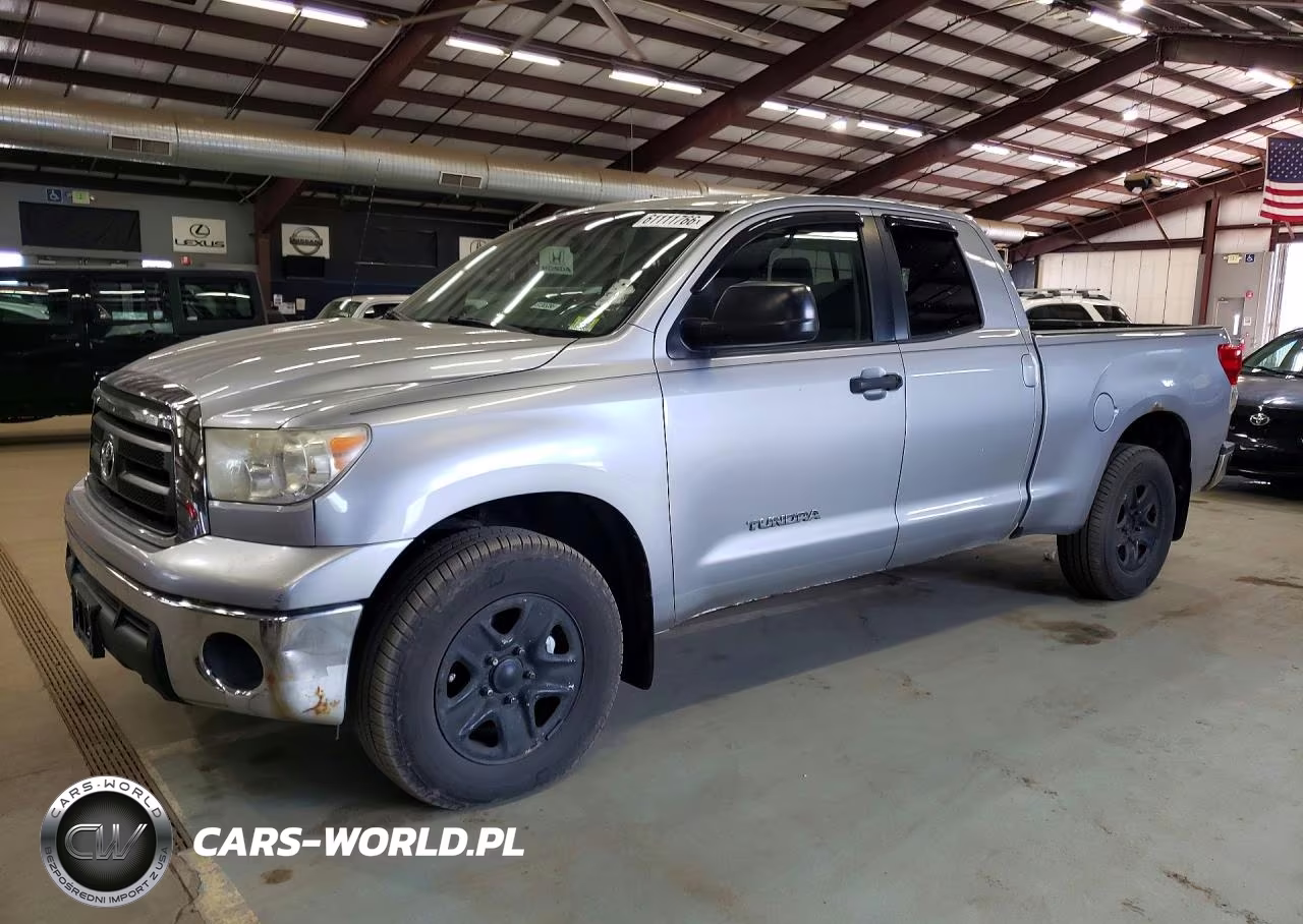 2010 Toyota Tundra Double Cab Sr5 – zdjęcie 1 z 12