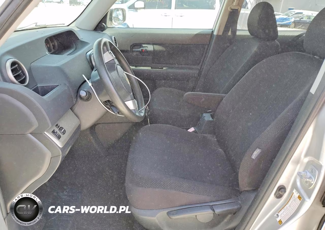 2008 Toyota Scion Xb VIN:JTLKE50E081019385 - 7