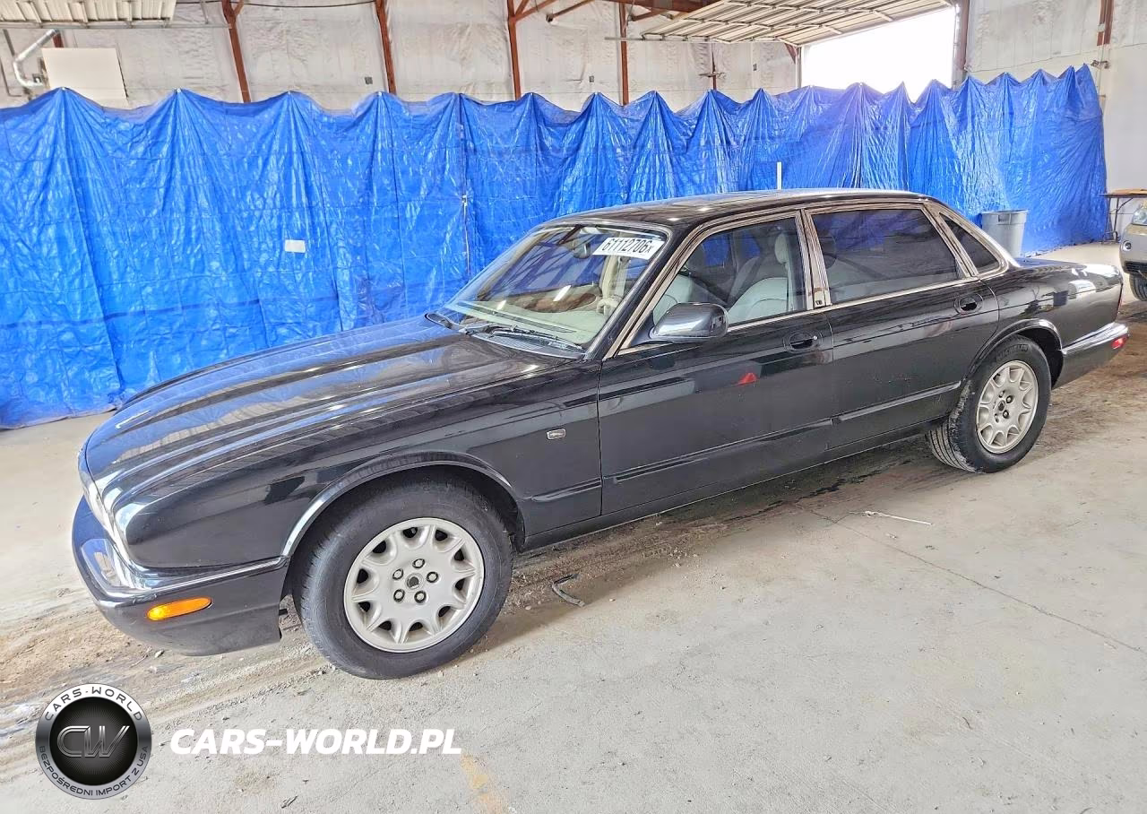 2003 Jaguar Xj8