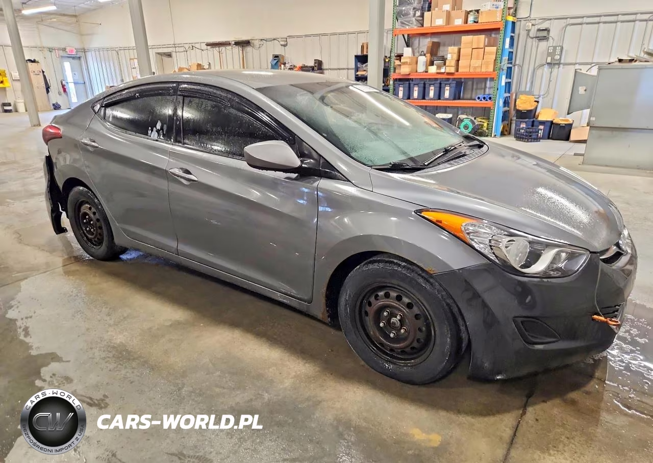 2013 Hyundai Elantra Gls VIN:5NPDH4AE7DH370642 - 4