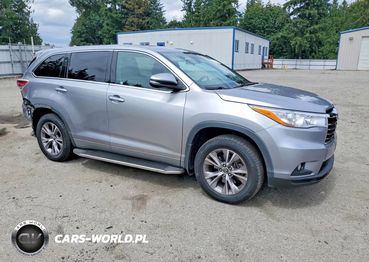 2016 Toyota Highlander Le Plus VIN:5TDBKRFH3GS299334 - 4