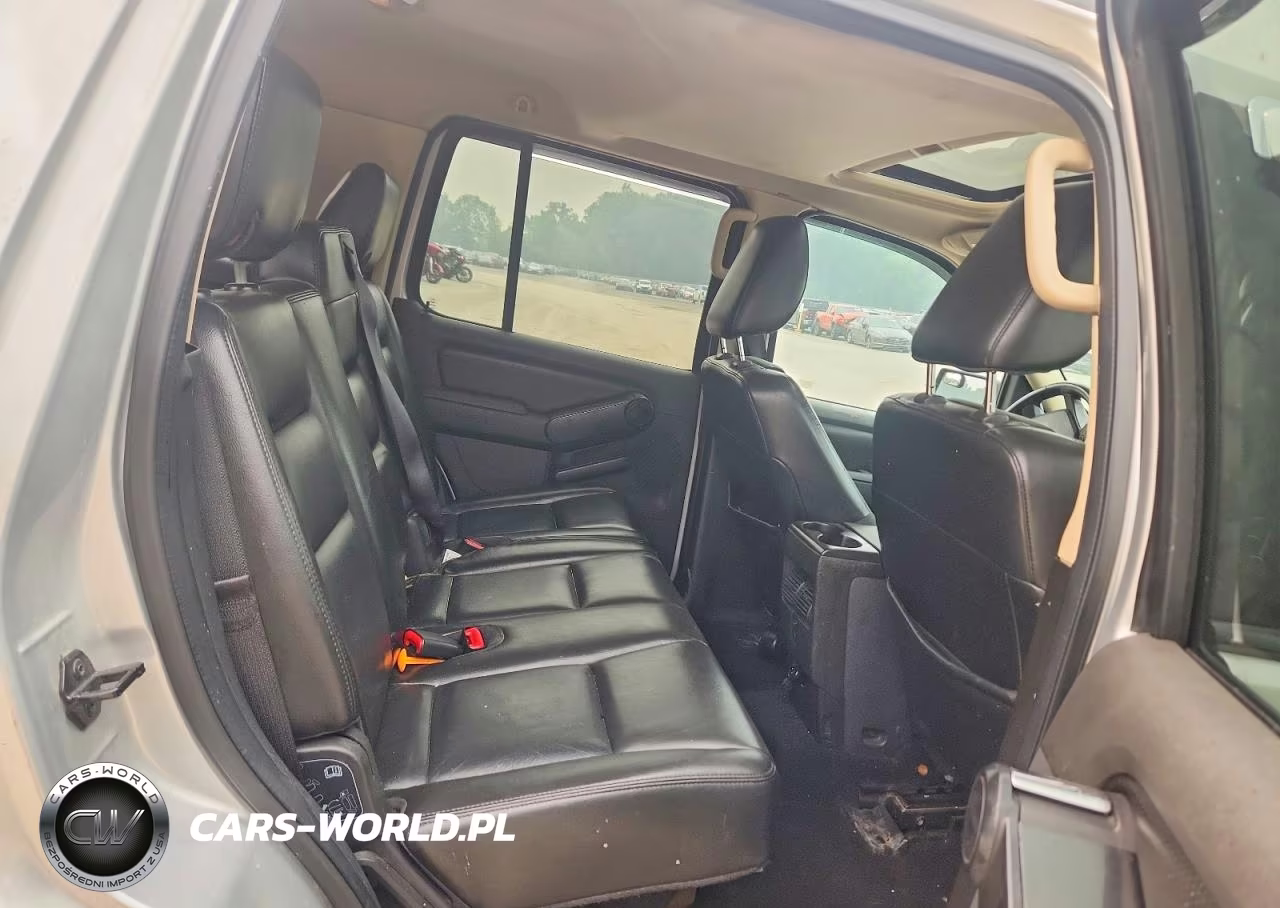 2010 Ford Explorer Xlt VIN:1FMEU7DE0AUA43445 - 11
