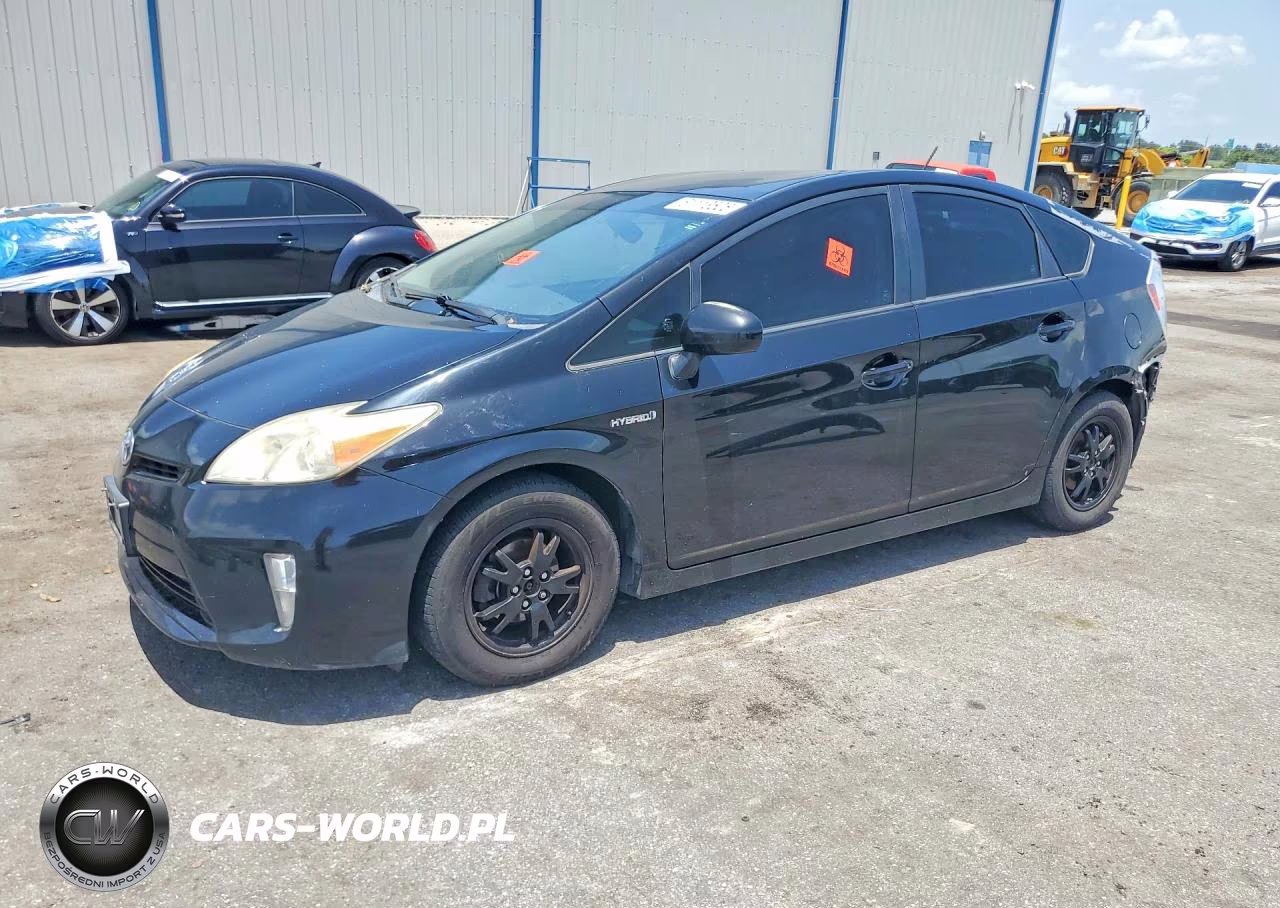 2015 Toyota Prius Three VIN:JTDKN3DU3F0449318 - 1