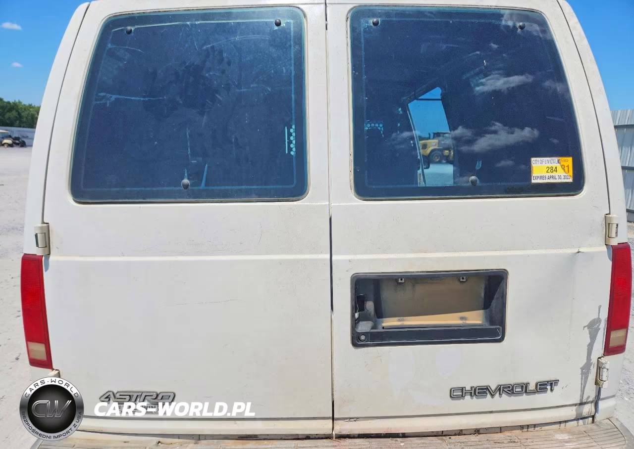 1998 Chevrolet Astro VIN:1GCDM19W9WB190140 - 10