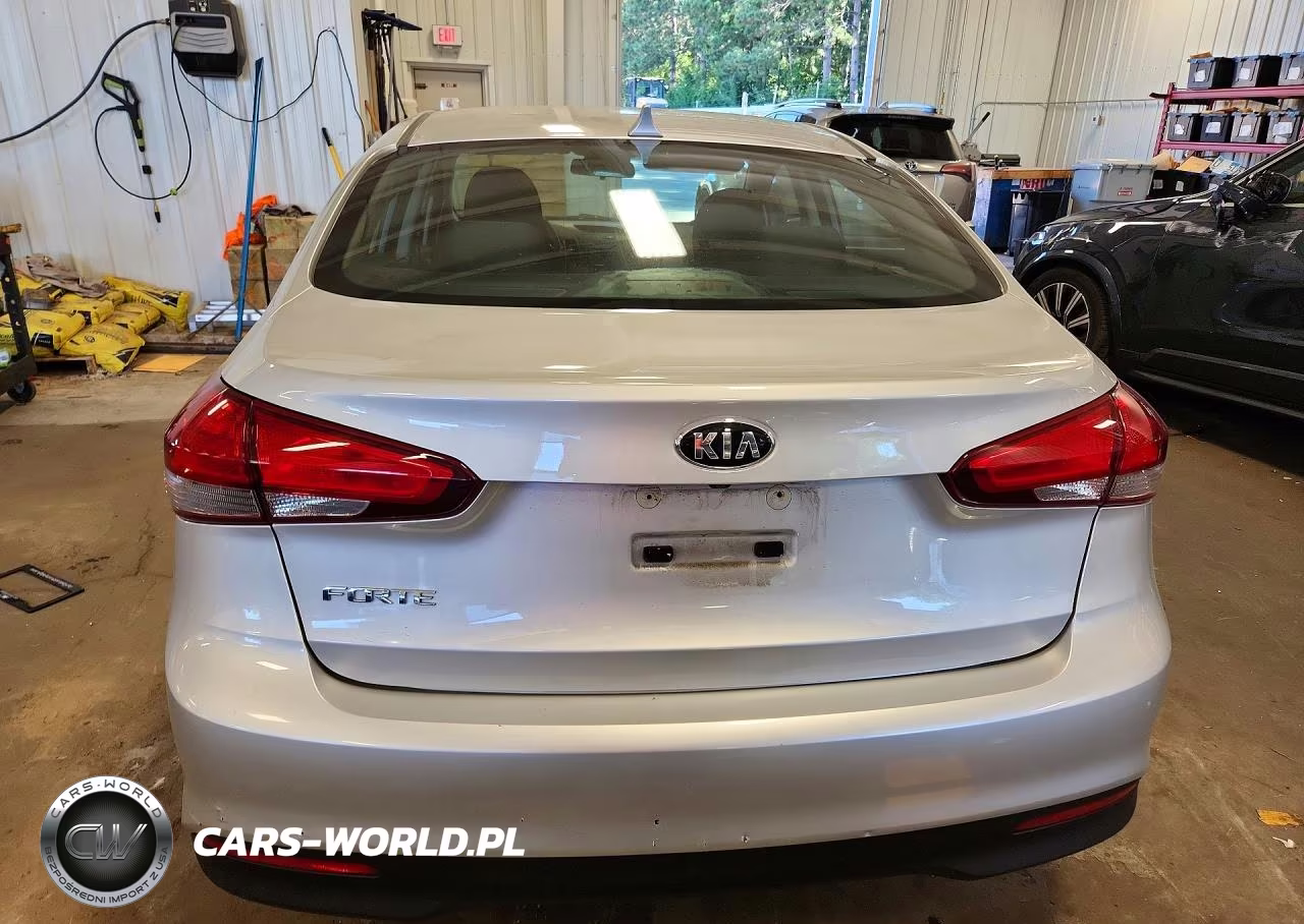 2017 Kia Forte Lx VIN:3KPFL4A78HE157153 - 6