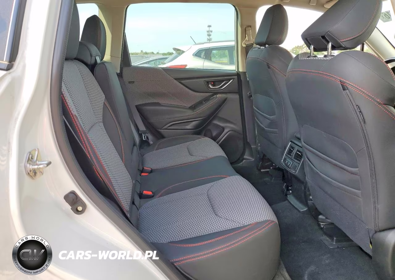 2023 Subaru Forester Sport VIN:JF2SKAGC1PH420405 - 11