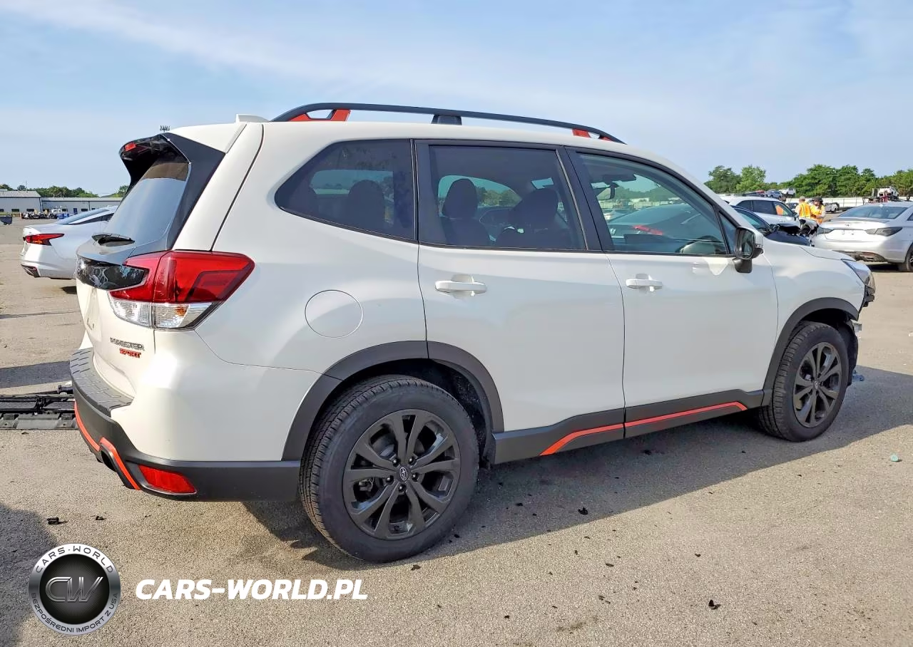 2023 Subaru Forester Sport VIN:JF2SKAGC1PH420405 - 3