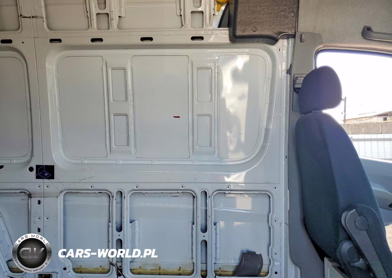 2015 Mercedes-Benz Sprinter 2500 Delivery Van VIN:WD3PE7DC5F5973510 - 11