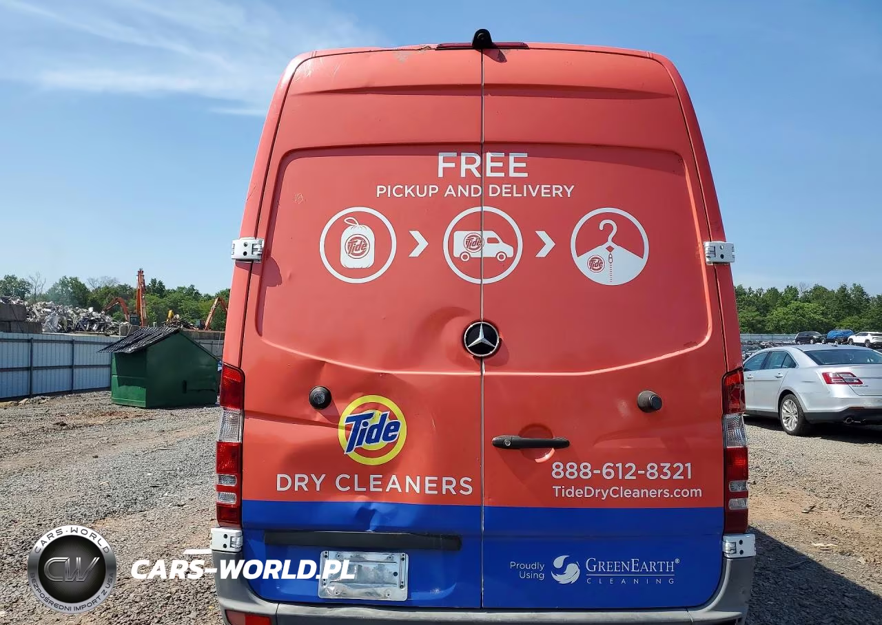 2015 Mercedes-Benz Sprinter 2500 Delivery Van VIN:WD3PE7DC5F5973510 - 6
