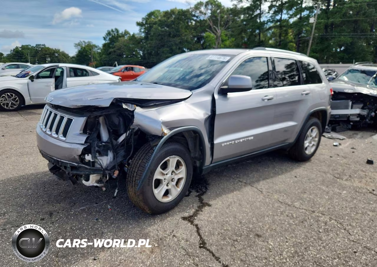 2015 Jeep Grand Cherokee Laredo VIN:1C4RJEAG7FC700439 - 1