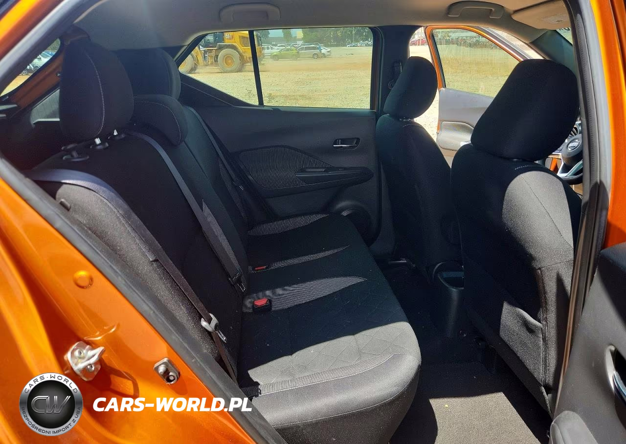 2018 Nissan Kicks Sv VIN:3N1CP5CU3JL528224 - 11